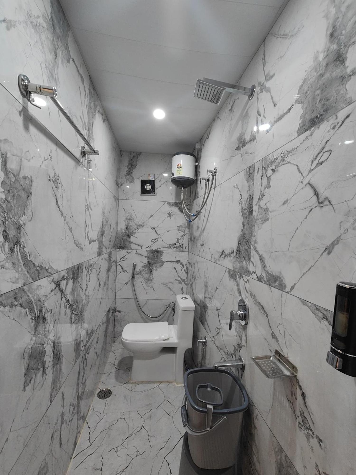 Hotel Mangal Murti バラナシ エクステリア 写真